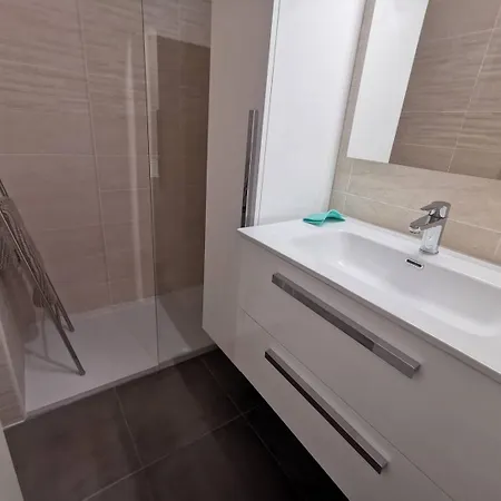 Apartment 187 Cap D'Agde, 3 Pieces 6 Personnes Avec Parking, Proche Mer *